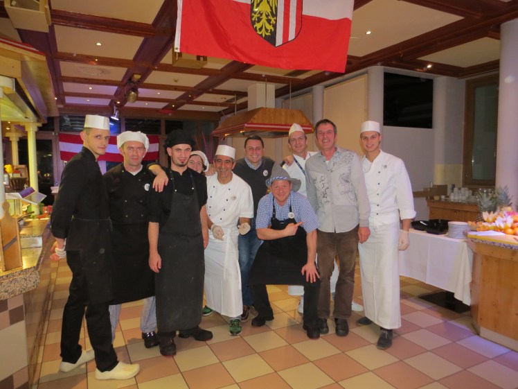 Das klasse Küchenteam (mit Fan) 